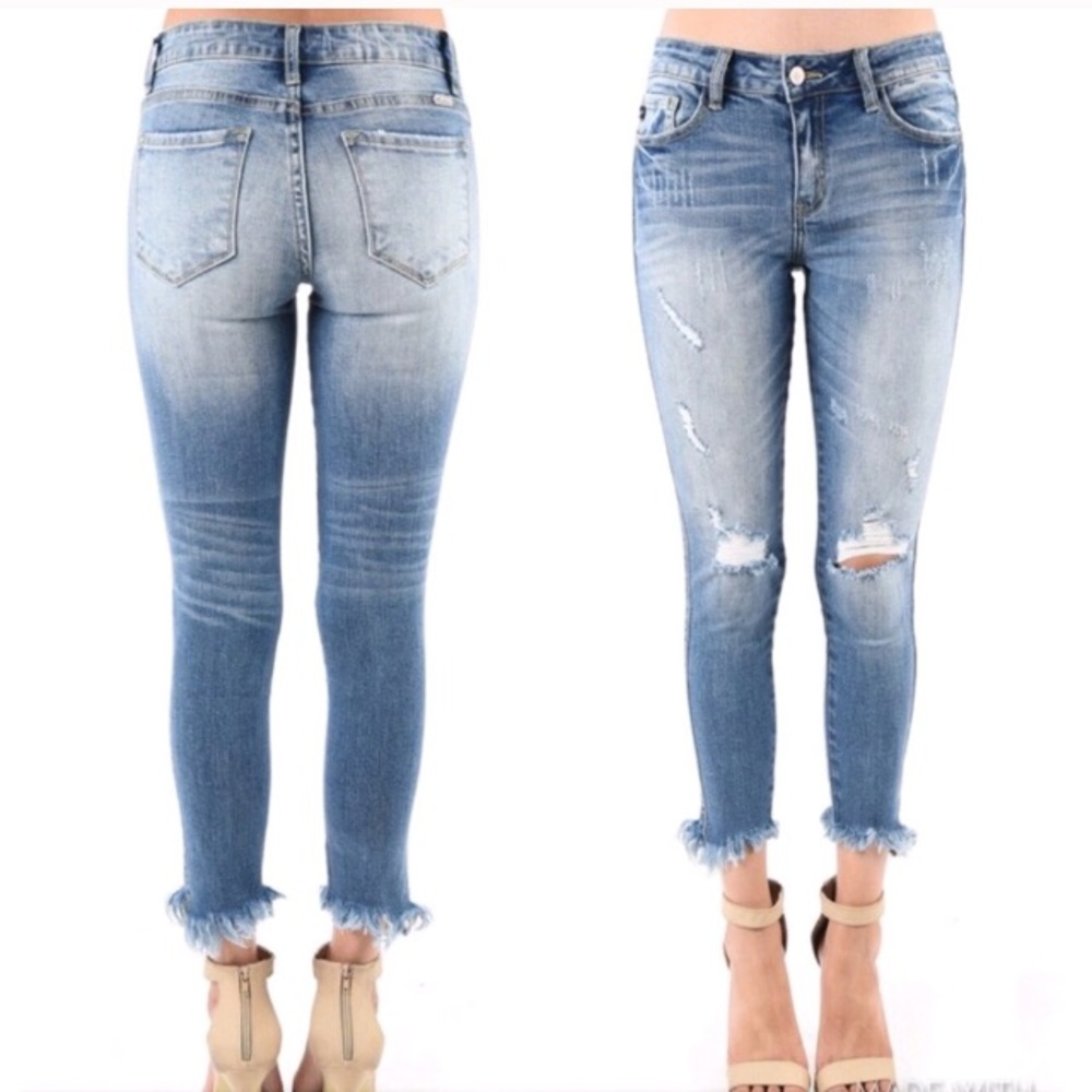 Favorite New leg hugging jeans frayed hem - Picture 1 of 8